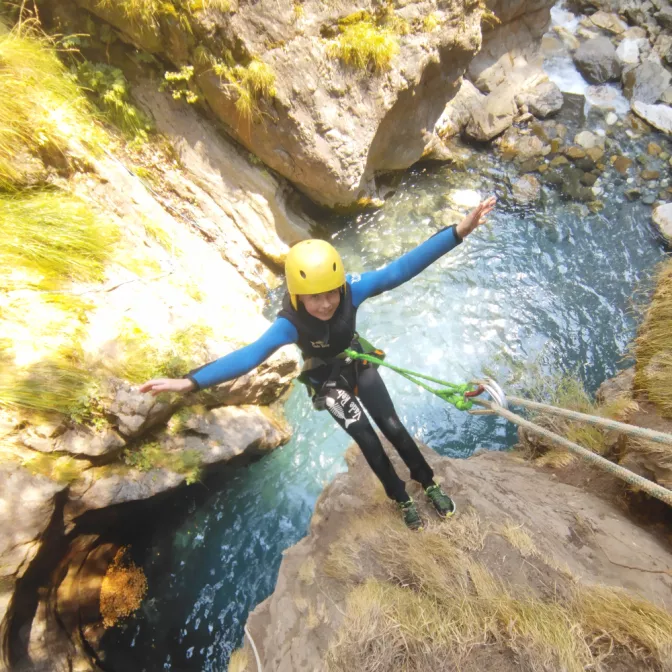 Associez le Canyoning au Rafting et la Via ferrata