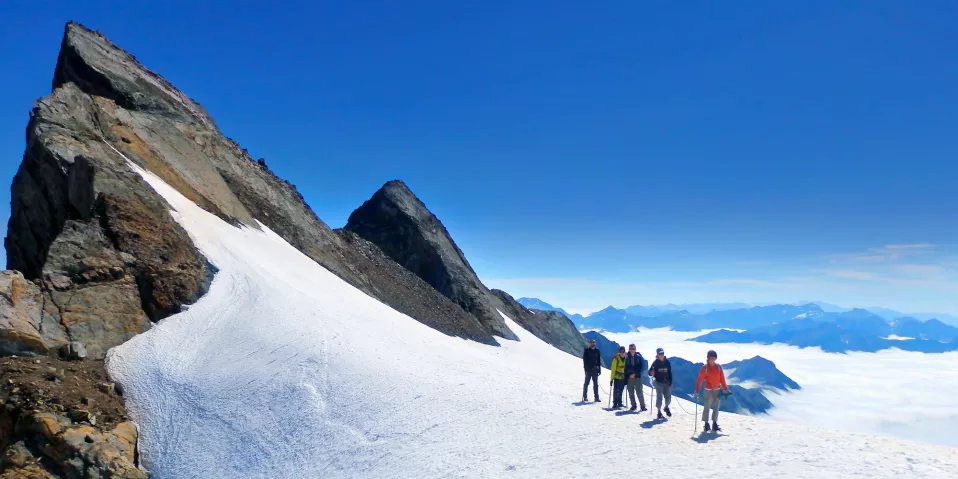 Cord&eacute;e sur le sommet du Vignemale - 3298 m&egrave;tres