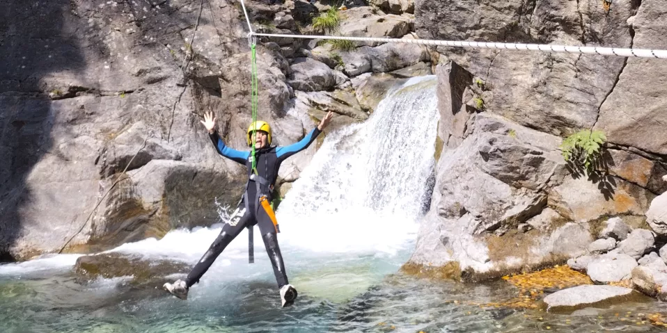 Canyoning &agrave; Cauterets dans les Hautes Pyr&eacute;n&eacute;es