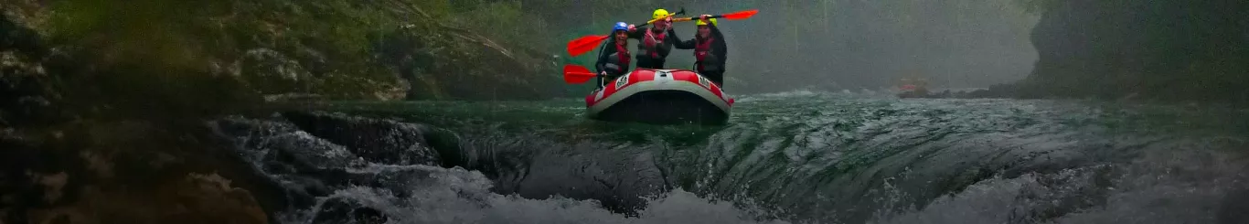 Descendez la vall&eacute;e des Gaves en Rafting entre Argel&egrave;s Gazost, Lourdes et Pau.